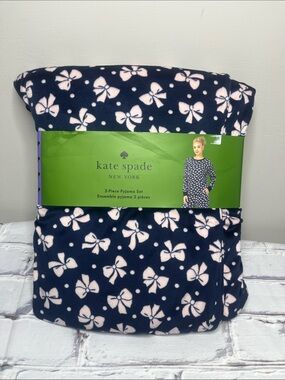 Kate Spade Soft Fleece 2 Piece Pyjama Set
